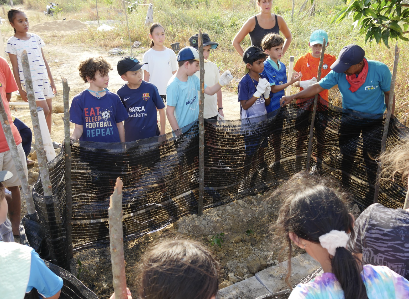 Making a Difference: Year 5’s Community Action at LooLa
